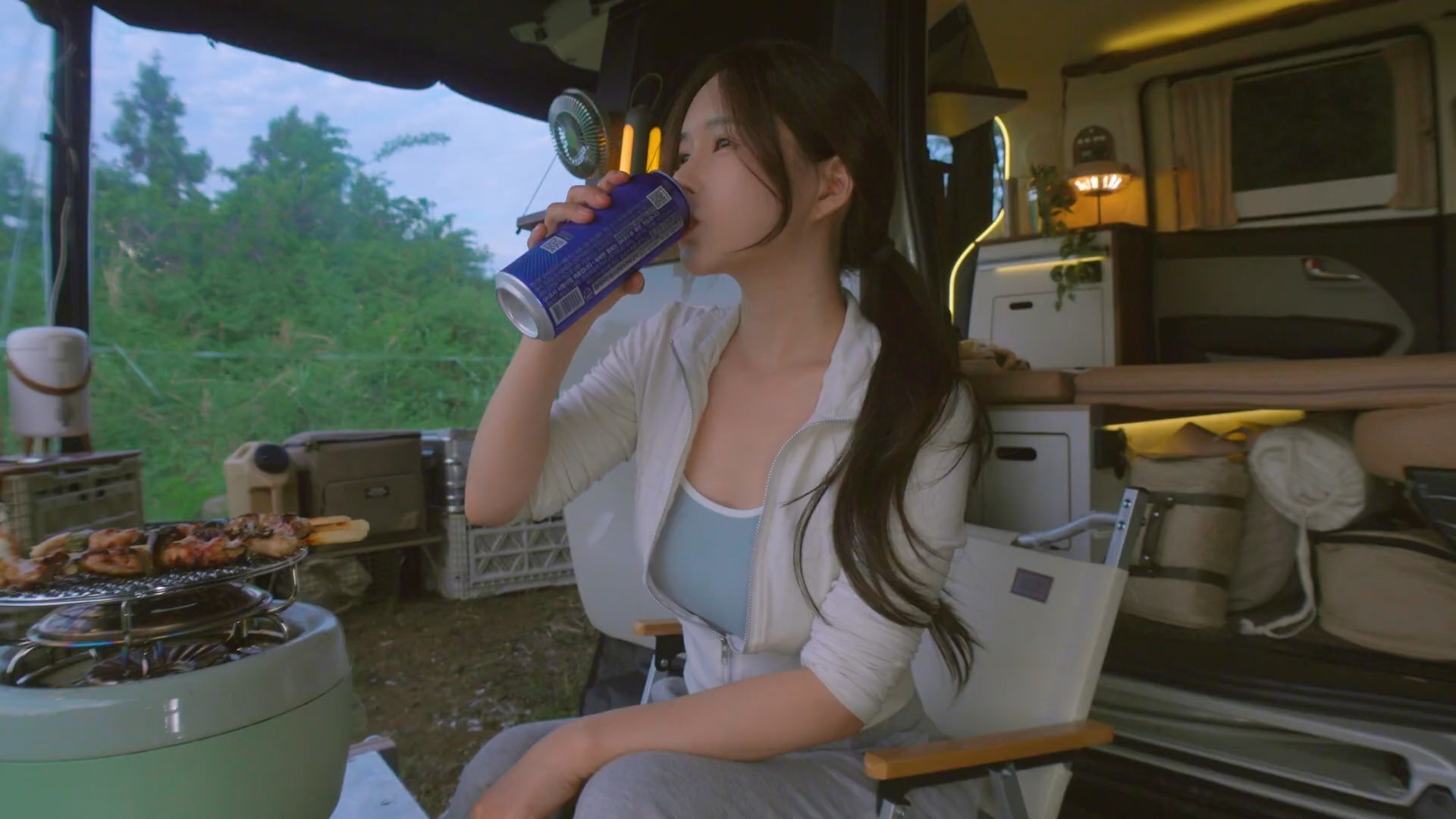 粤剧艺术大师红线女百年诞辰纪念图书在香港书展首发